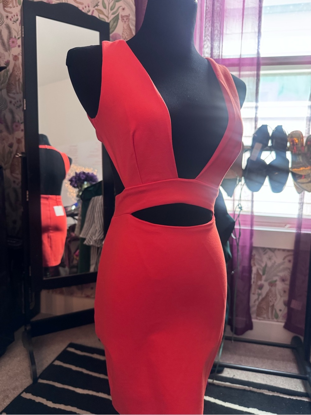 Women's Cutout Orange Bodycon Dress - Picture 3 of 3